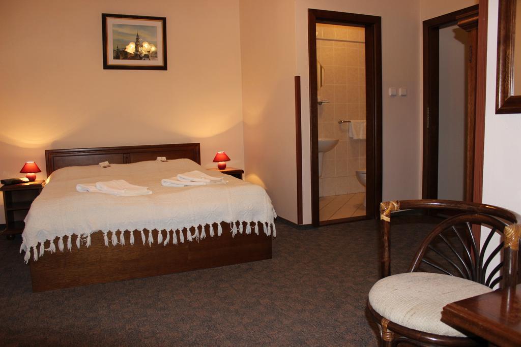 Hotel Barbora Cesky Krumlov Quarto foto