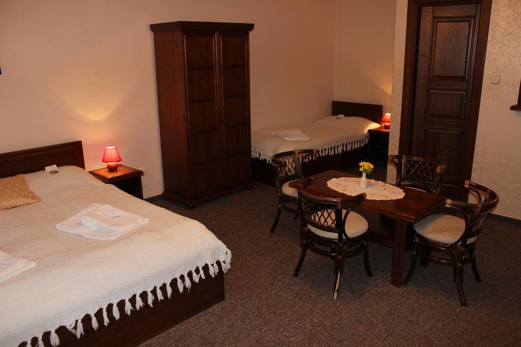 Hotel Barbora Cesky Krumlov Quarto foto
